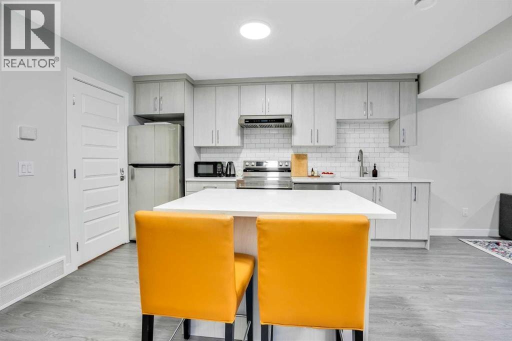 14 Evansfield Green NW — photo 42