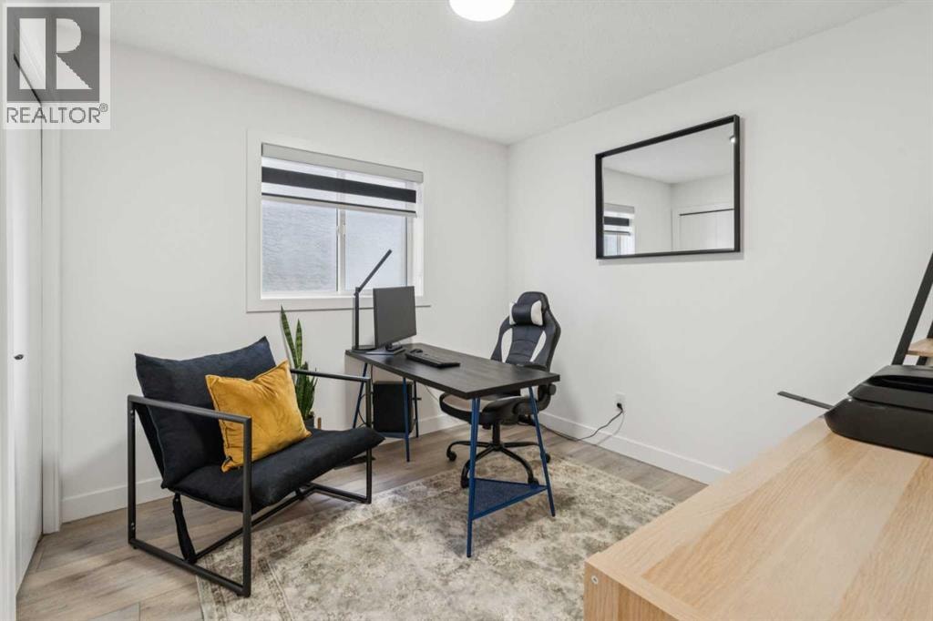 194 Martinglen Way NE — photo 19