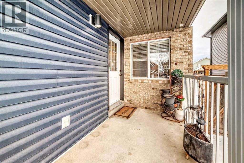 79 Saddleridge Close NE — photo 3