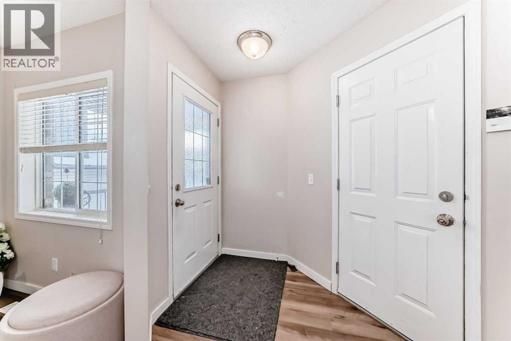 79 Saddleridge Close NE — photo 4