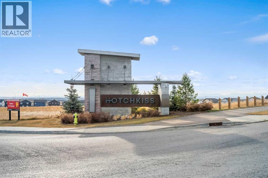 41 Hotchkiss Gardens SE — photo 43