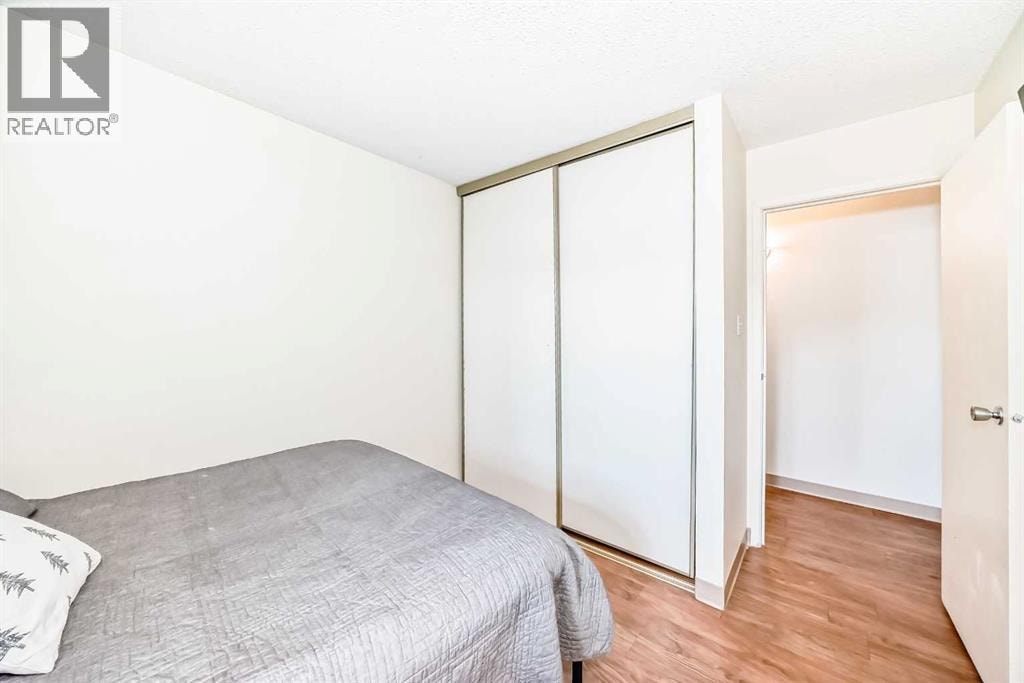 5212, 315 Southampton Drive SW — photo 18