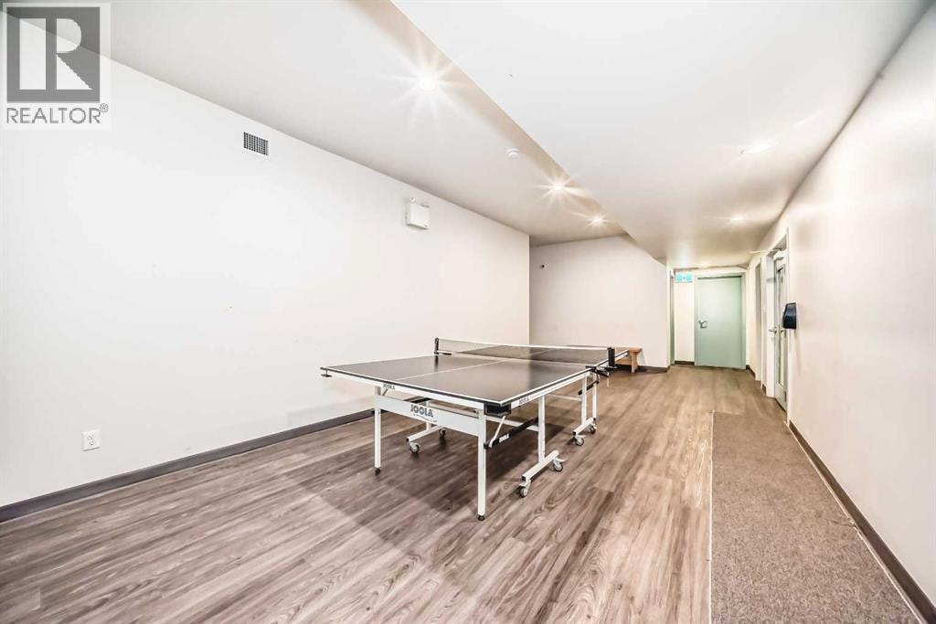 5212, 315 Southampton Drive SW — photo 32