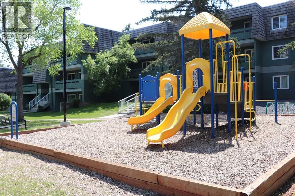 5212, 315 Southampton Drive SW — photo 34