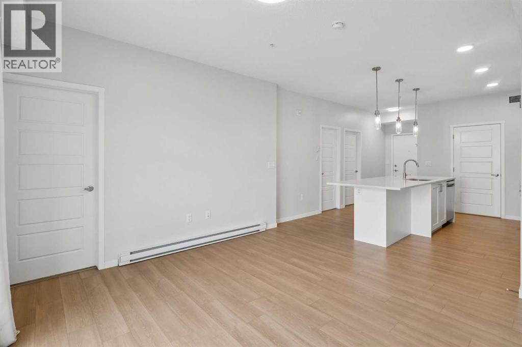 417, 80 Carrington Plaza NW — photo 12