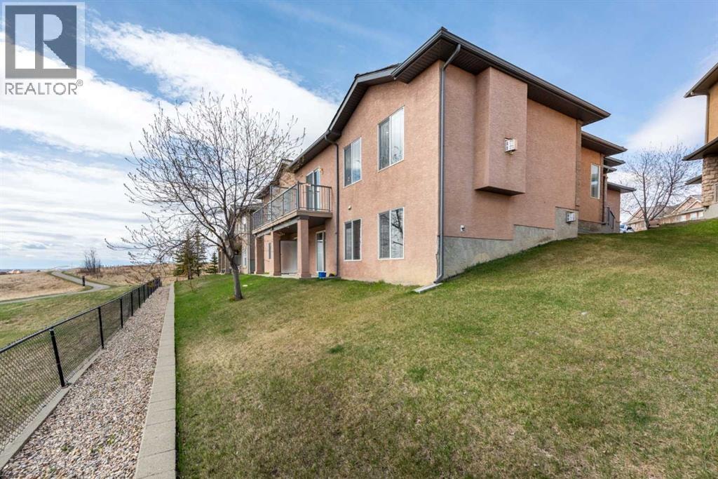42 Royal Crest Point NW — photo 35