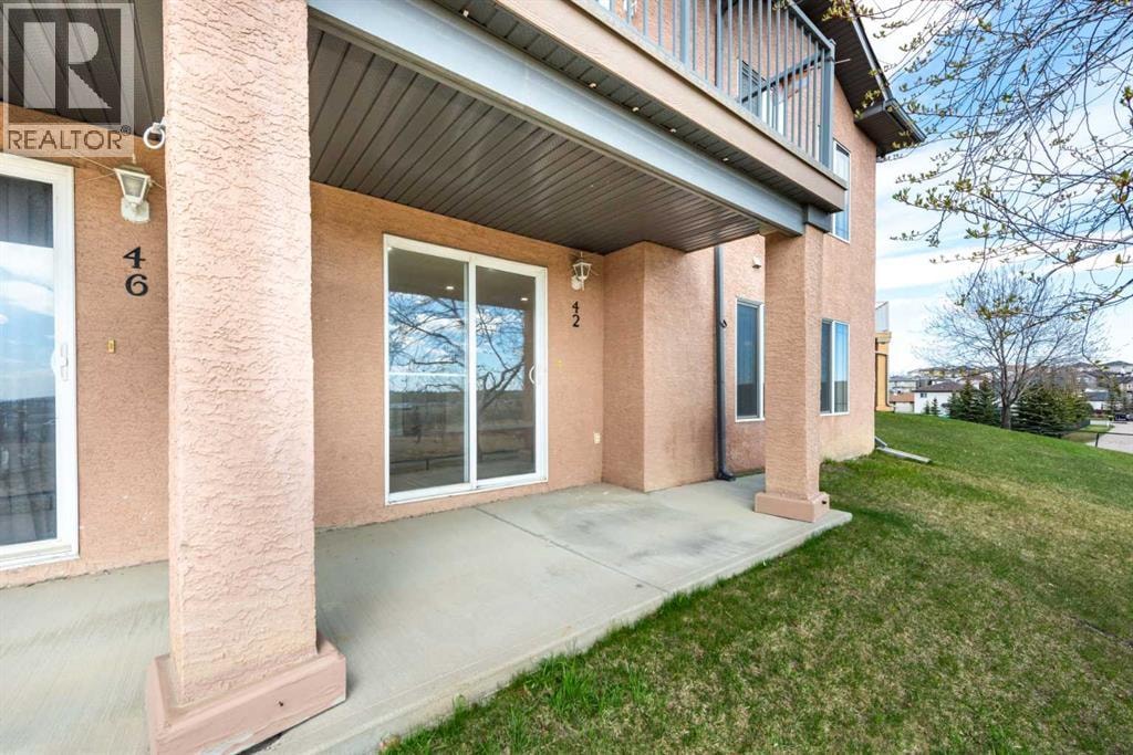 42 Royal Crest Point NW — photo 36