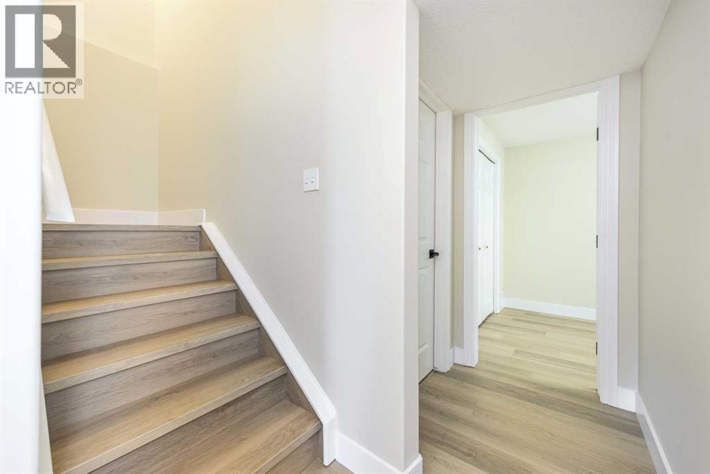 42 Royal Crest Point NW — photo 25