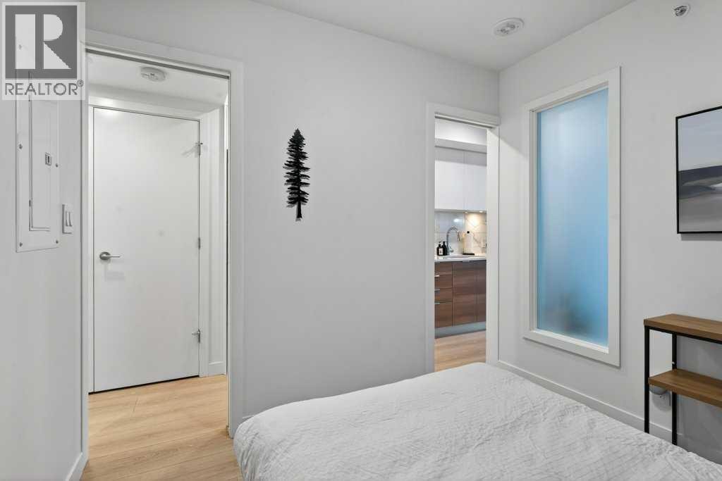 503, 108 Waterfront Court SW — photo 15