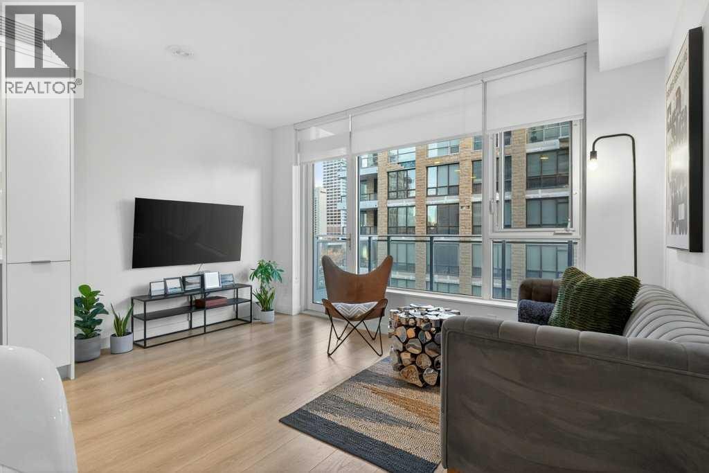 503, 108 Waterfront Court SW — photo 6
