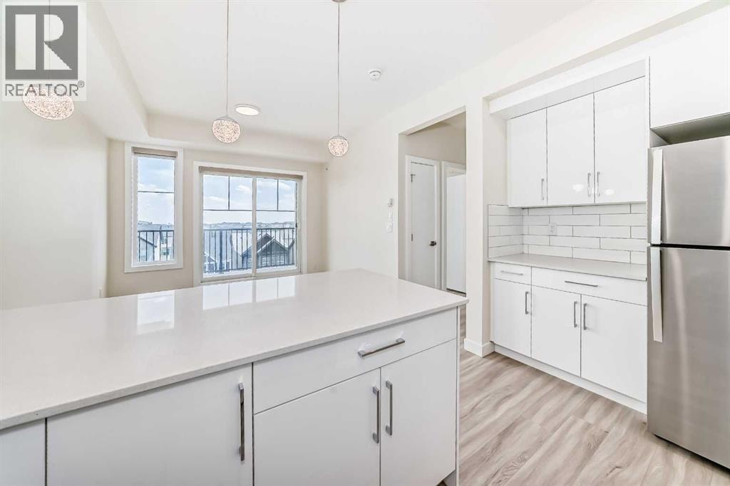 2406, 15 Skyview Point Crescent — photo 11