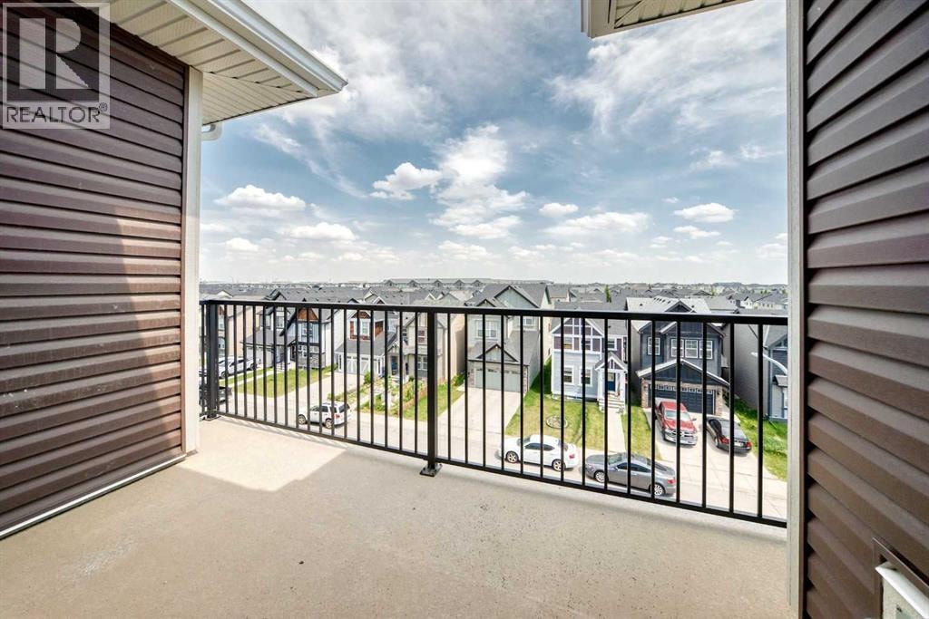 2406, 15 Skyview Point Crescent — photo 31