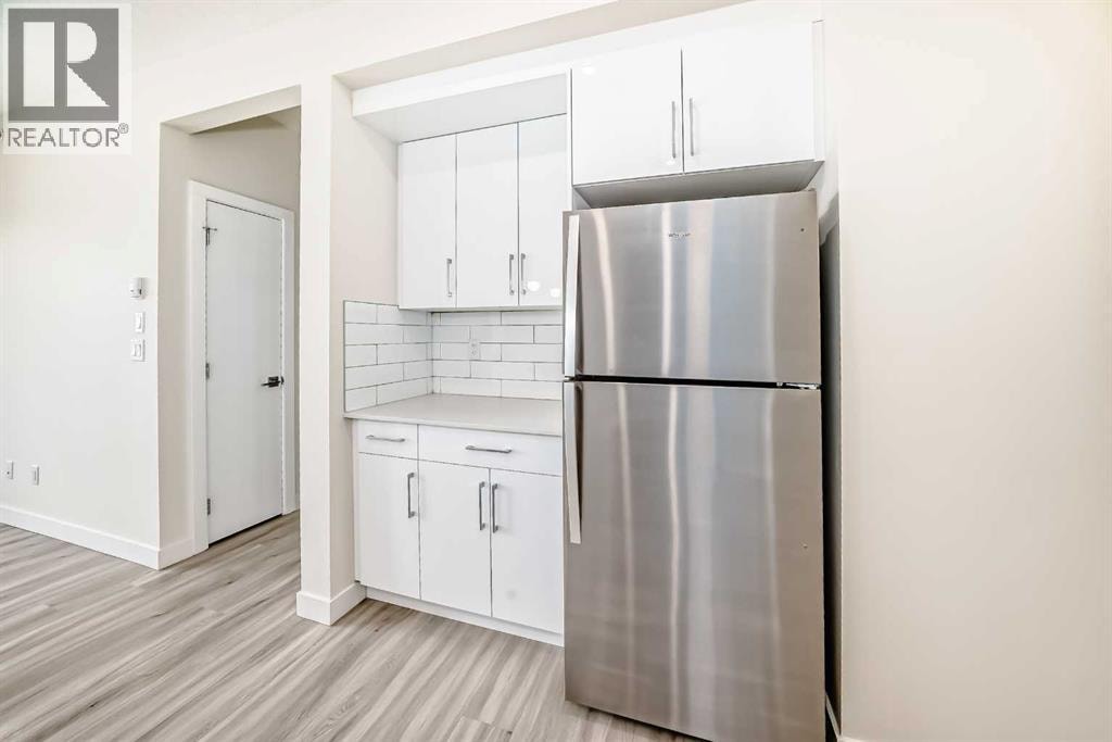 2406, 15 Skyview Point Crescent — photo 12