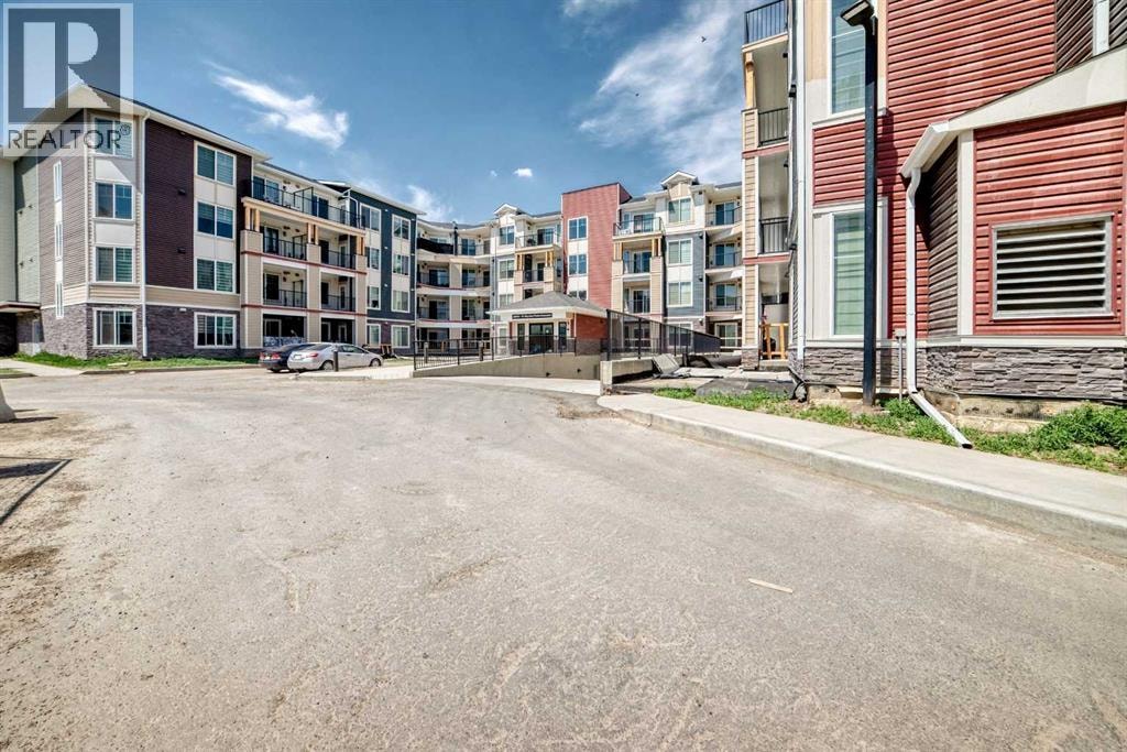 2406, 15 Skyview Point Crescent — photo 4