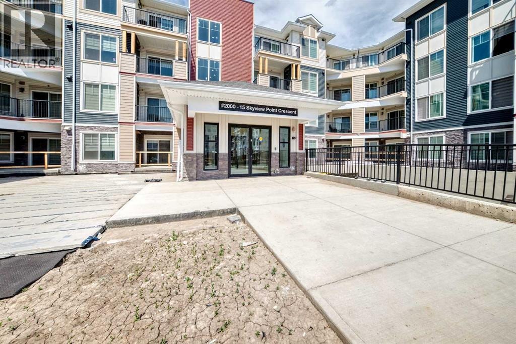 2406, 15 Skyview Point Crescent — photo 5