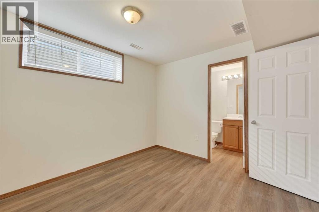 126 Evansmeade Crescent NW — photo 30
