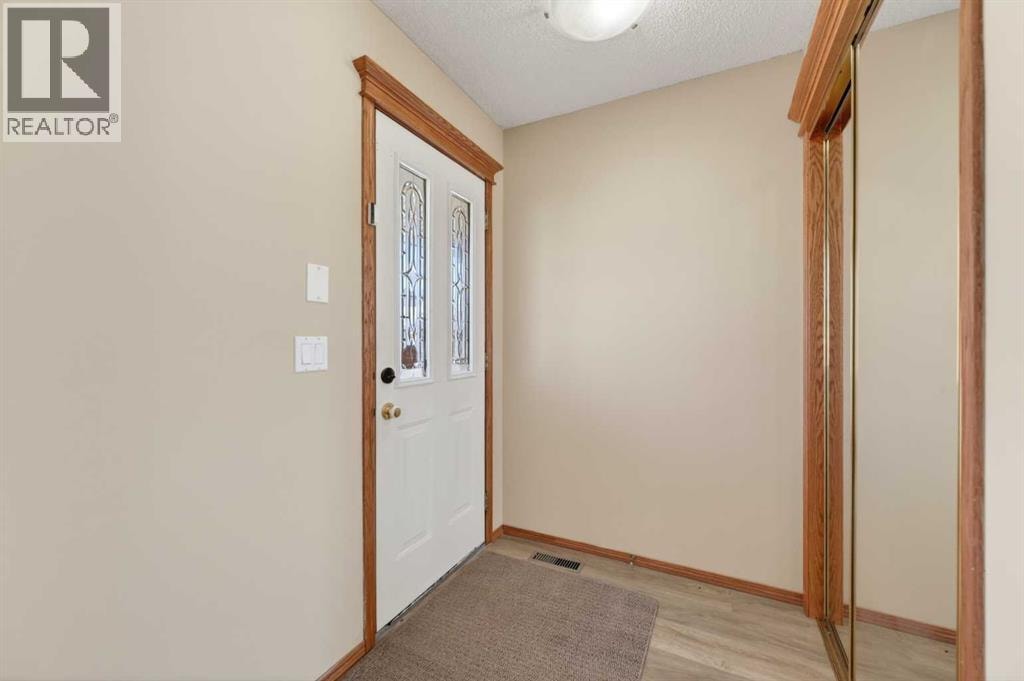 126 Evansmeade Crescent NW — photo 4