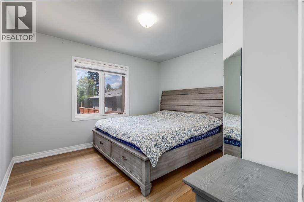 1811 13 Avenue NW — photo 22