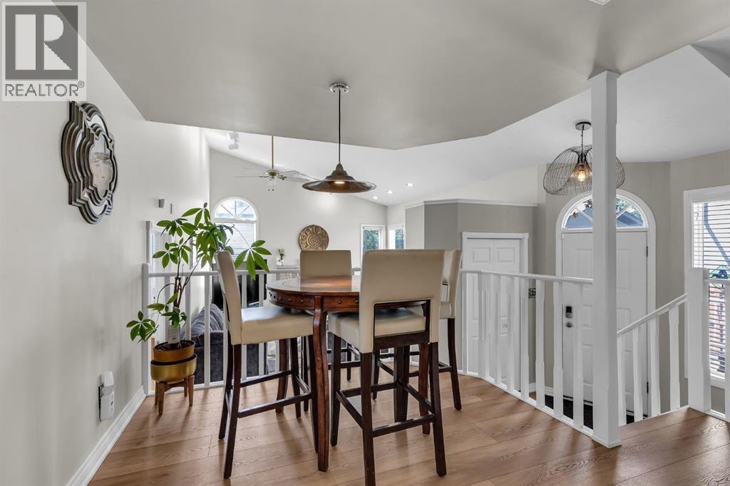 1811 13 Avenue NW — photo 12