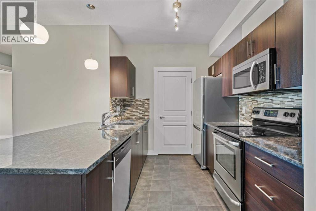 408, 2300 Evanston Square NW — photo 9