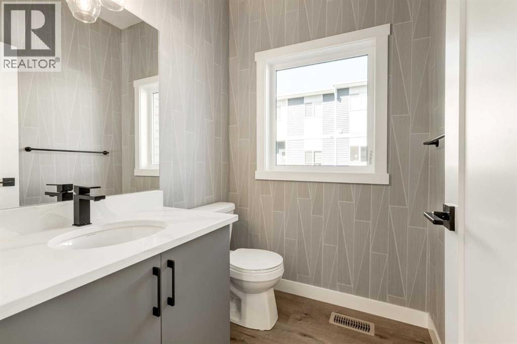121 Walden Lane SE — photo 8