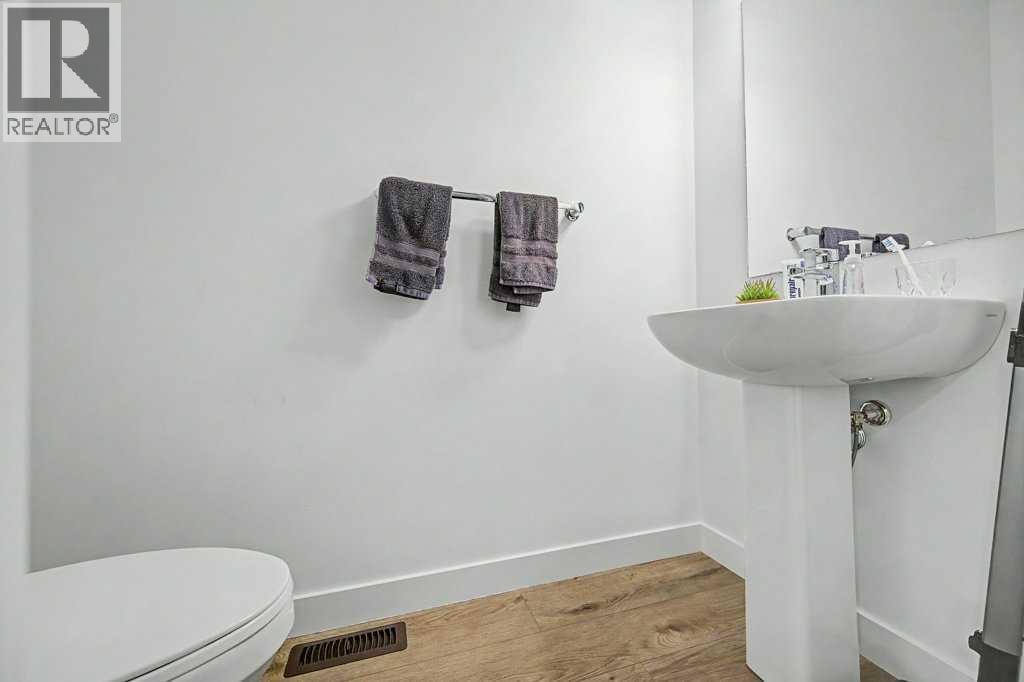 140 Sovereign Common SW — photo 14