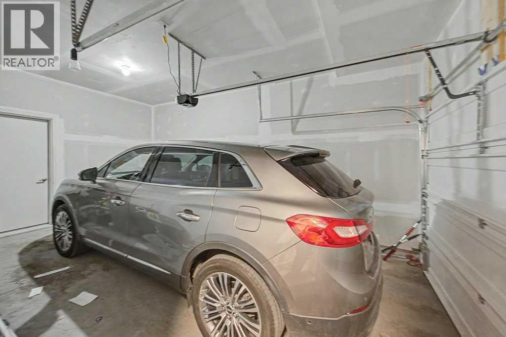 140 Sovereign Common SW — photo 27