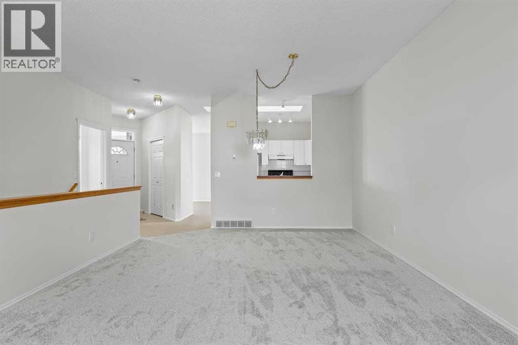 139 Hidden Valley Green NW — photo 7