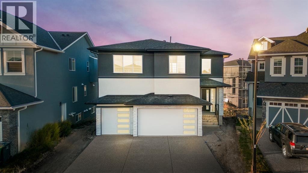 215 Kinniburgh Place — photo 2