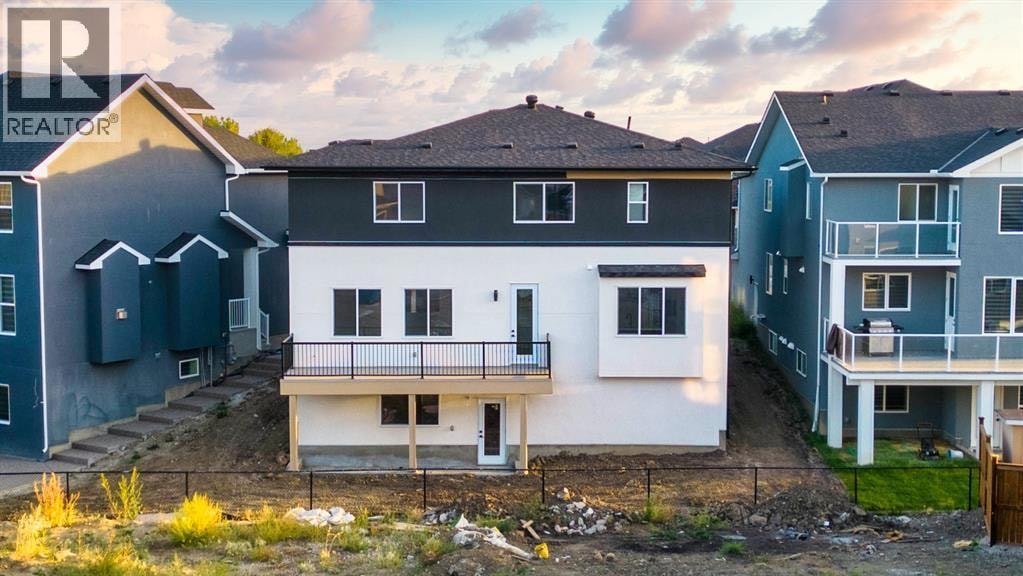 215 Kinniburgh Place — photo 8