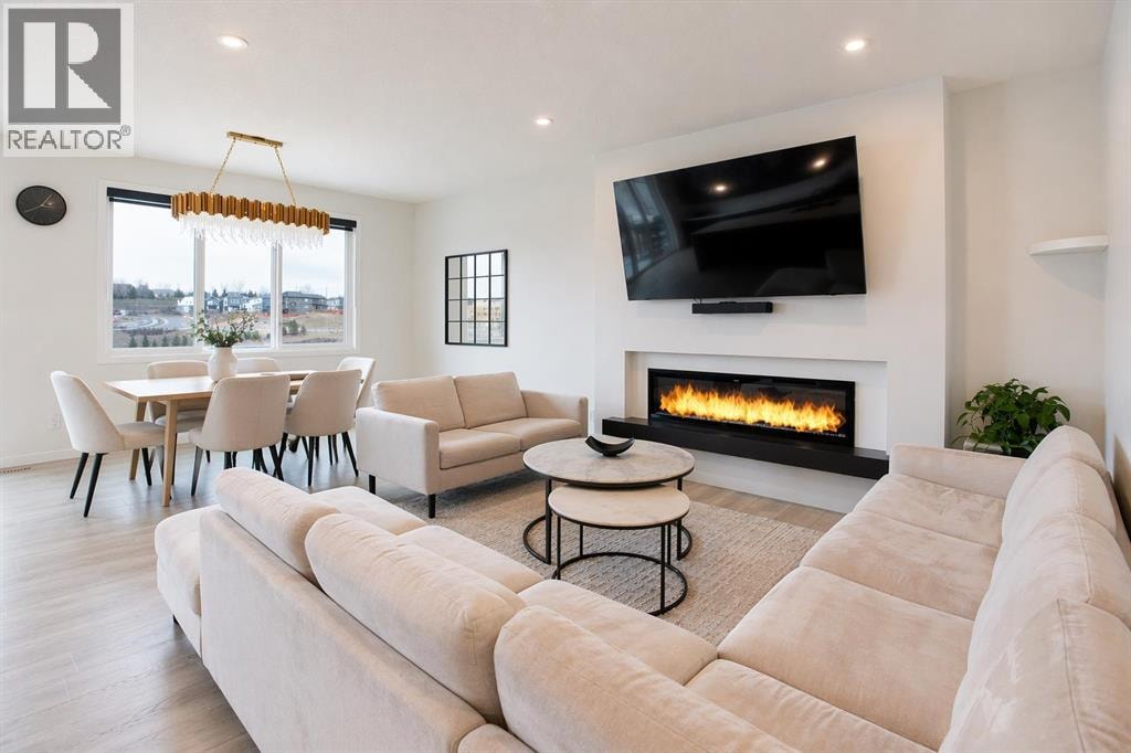 206 Rowley Way NW — photo 12