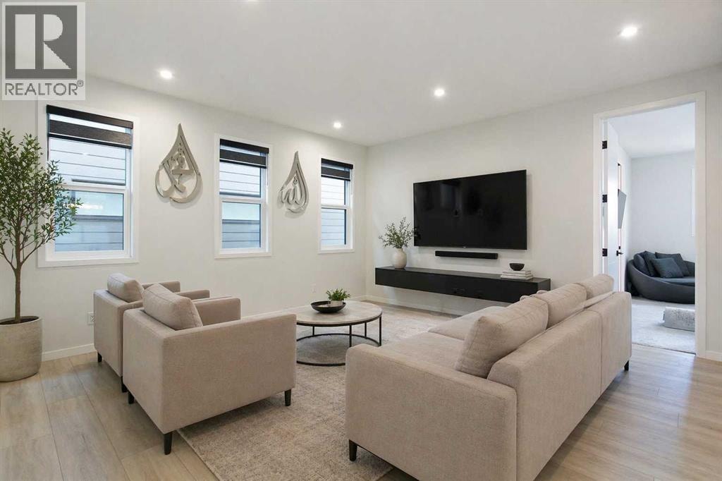 206 Rowley Way NW — photo 30