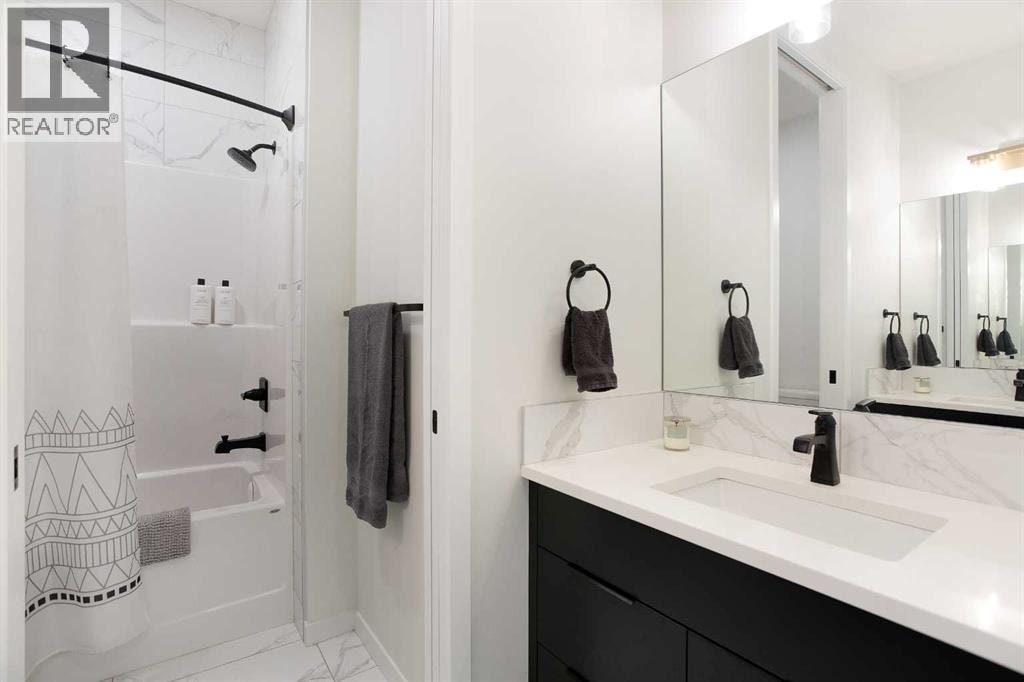 206 Rowley Way NW — photo 33