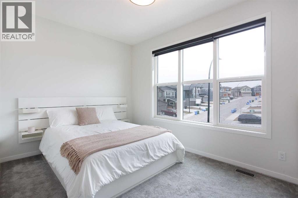 206 Rowley Way NW — photo 35
