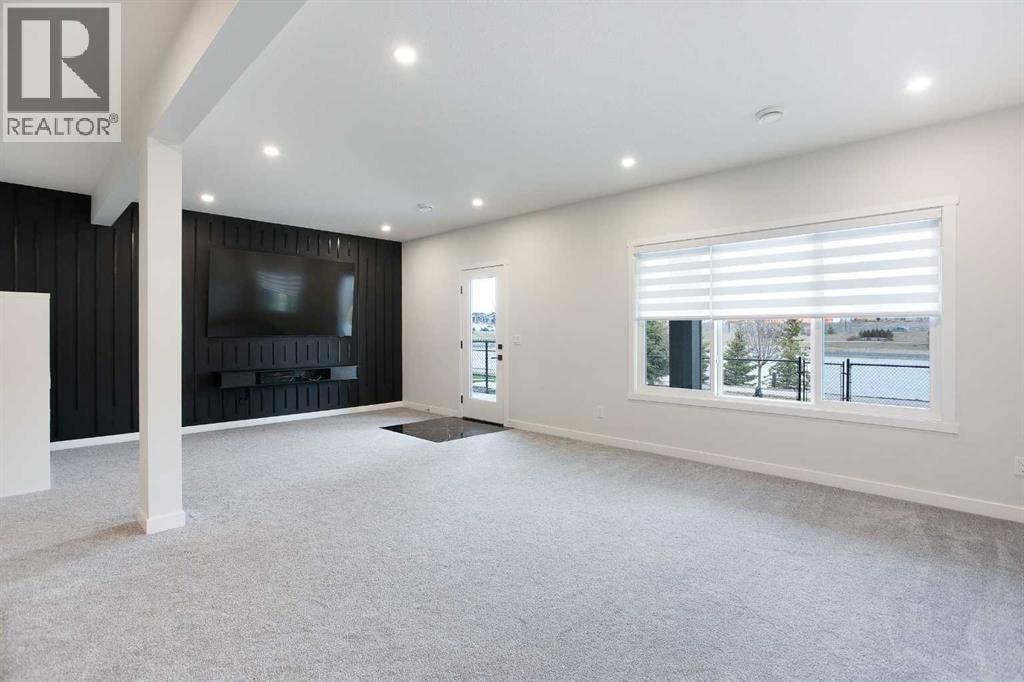 206 Rowley Way NW — photo 37