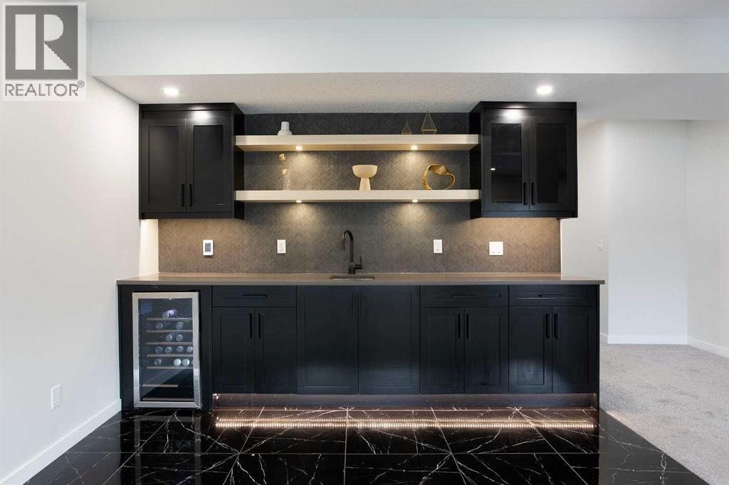 206 Rowley Way NW — photo 38