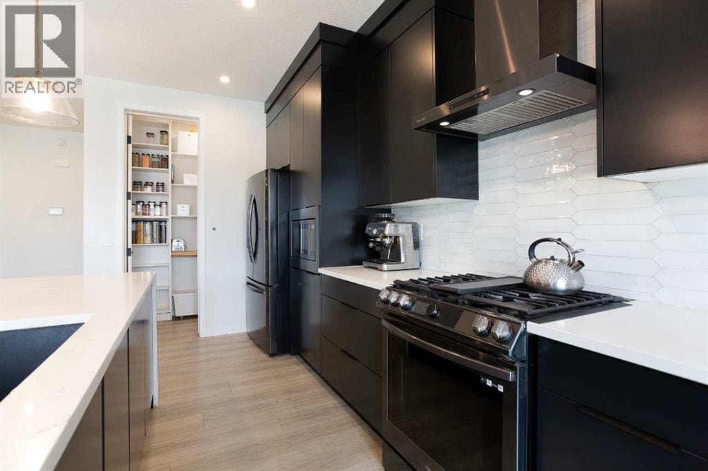 206 Rowley Way NW — photo 8