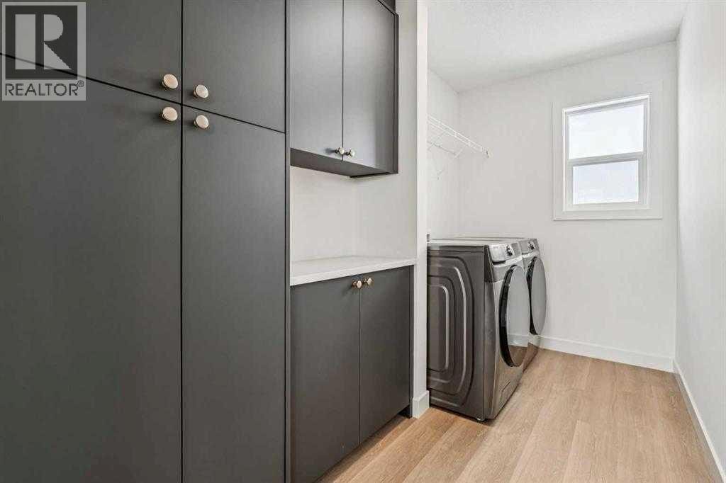 94 prince Crescent — photo 15