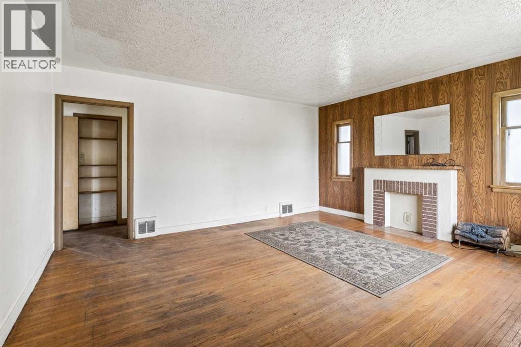 1228 Bantry Street NE — photo 3