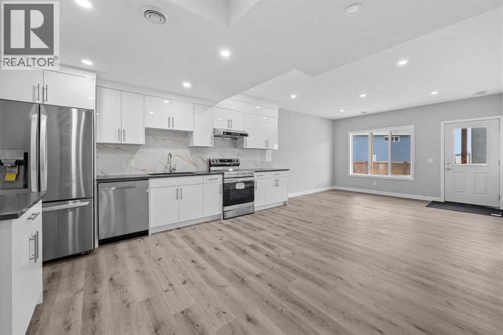74 Lucas Place NW — photo 39