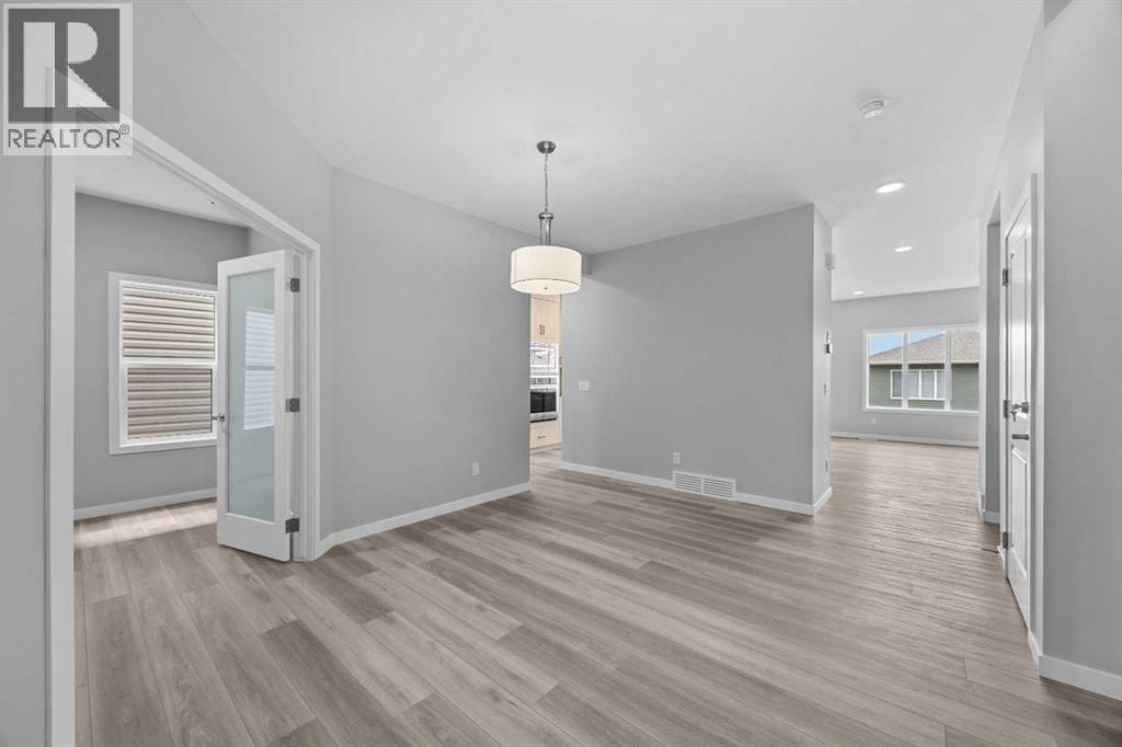 74 Lucas Place NW — photo 6