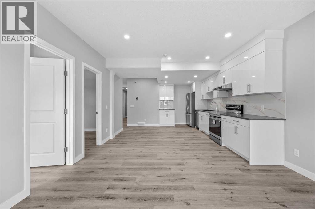 74 Lucas Place NW — photo 42