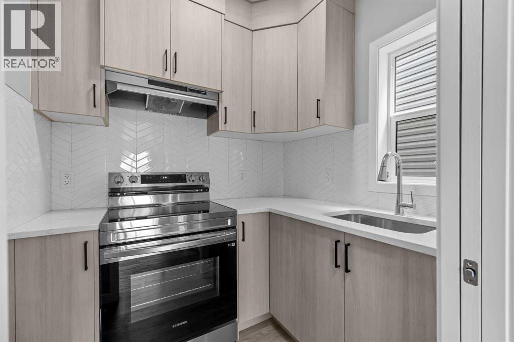 74 Lucas Place NW — photo 12
