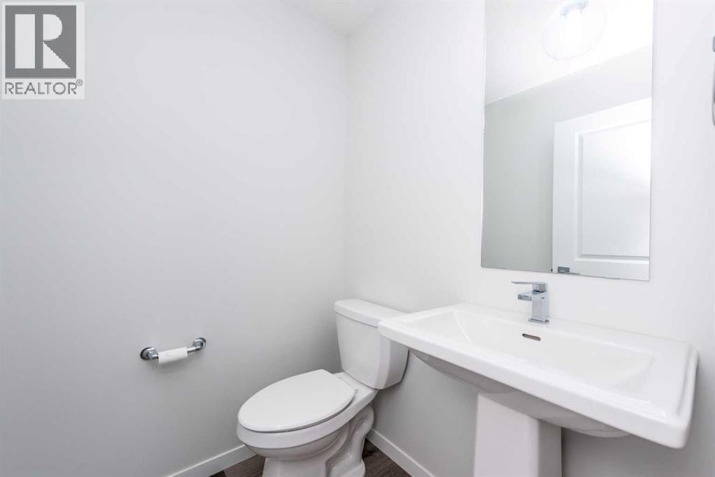 57 Corner Glen Row NE — photo 15