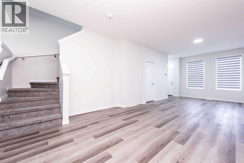 57 Corner Glen Row NE — photo 12