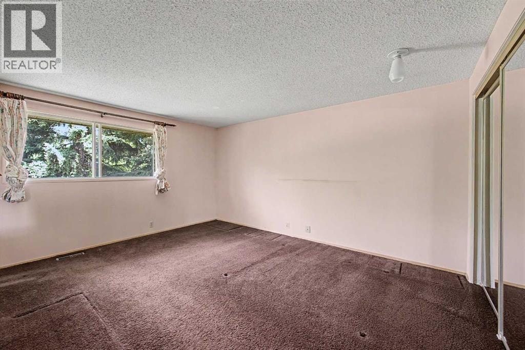 1032 Varsity Estates Drive NW — photo 25