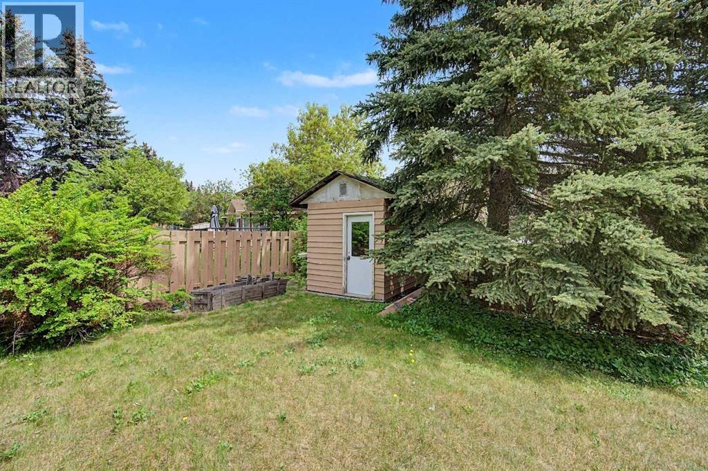 1032 Varsity Estates Drive NW — photo 37