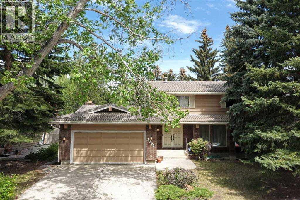 1032 Varsity Estates Drive NW — photo 3