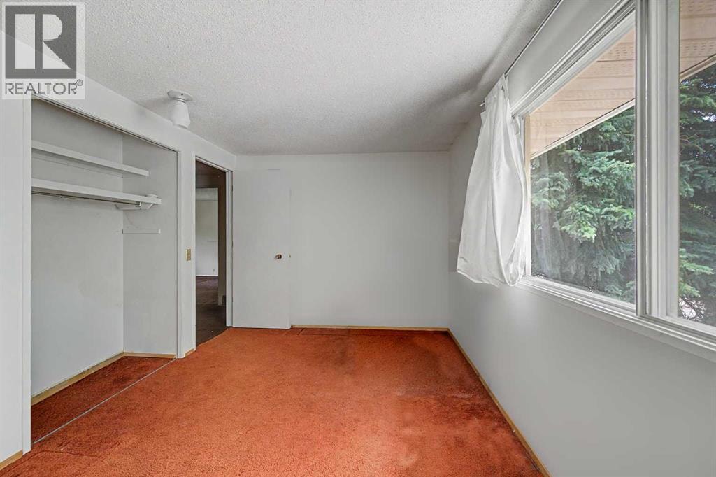 1032 Varsity Estates Drive NW — photo 26