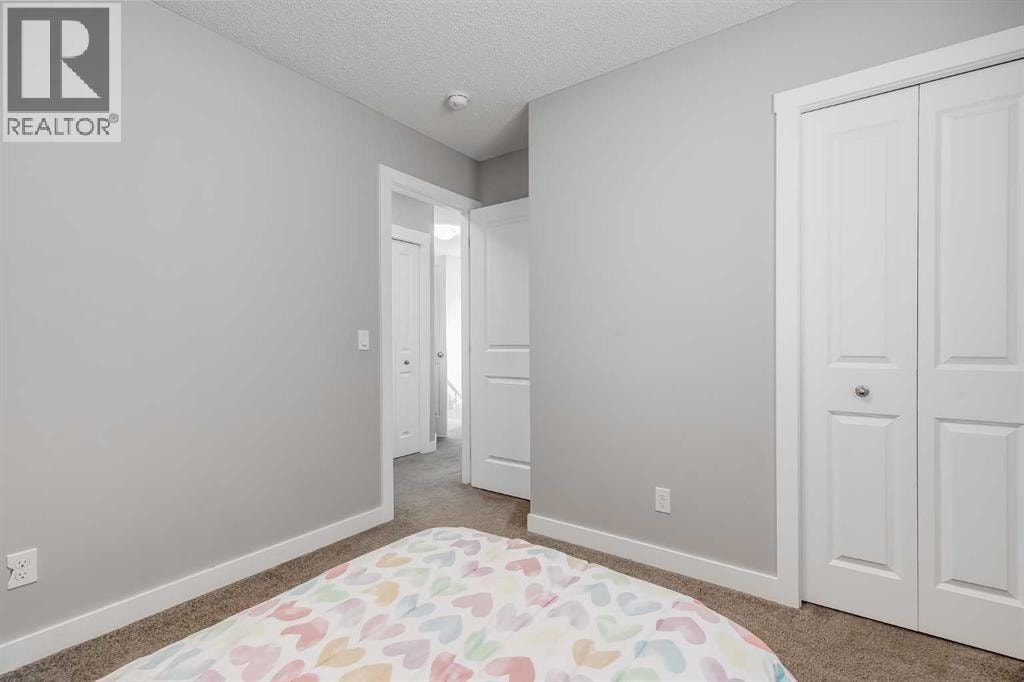 114 Hillcrest Close SW — photo 20